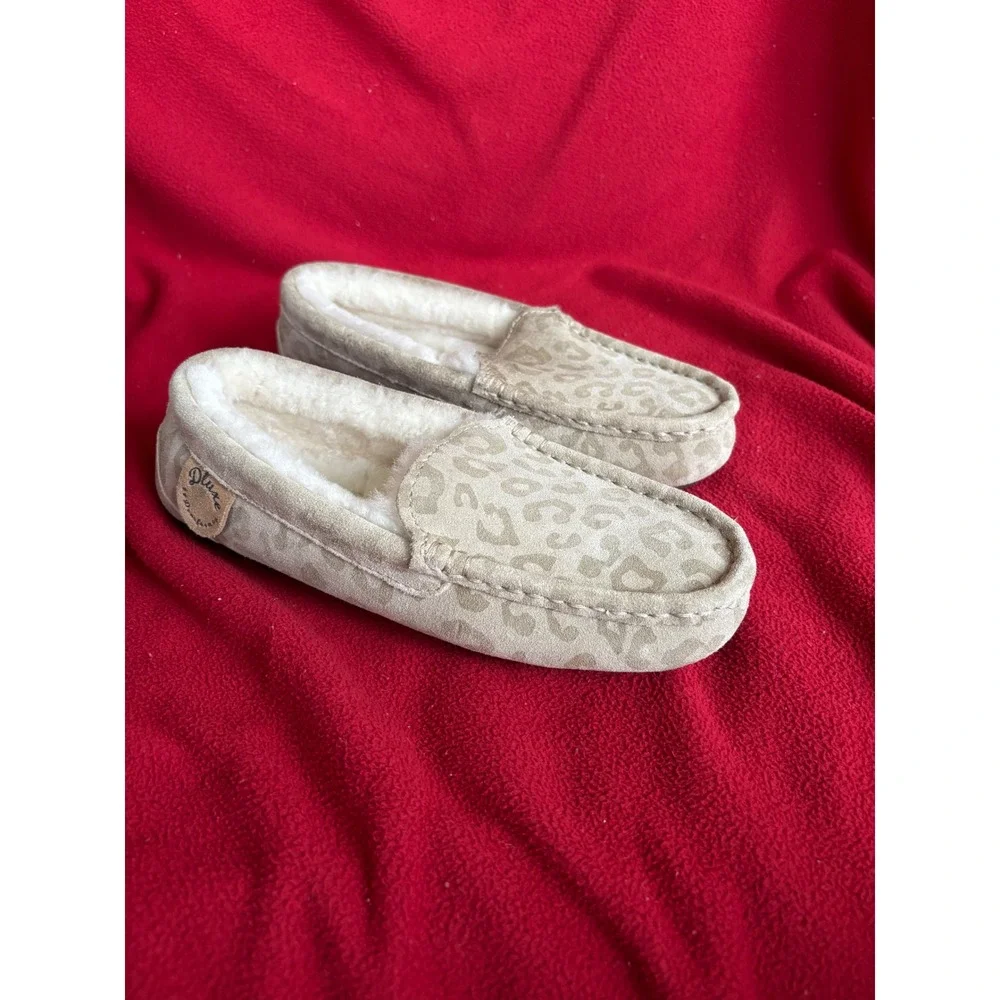 DLux by Dearfoams Leopard Print Moccasin‎ Slippers – Plush Lined